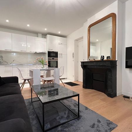Luxury Appartment, Champs Elysees, Neuf ! Париж Екстериор снимка